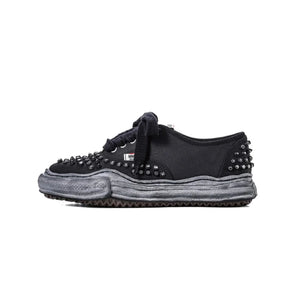 BAKER Original Sole Studded Paint Canvas Low-Top Sneaker ｜Black/ Black