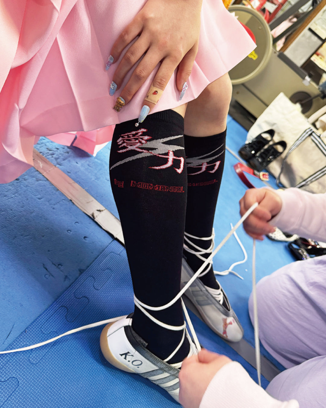 LOVE STRENGTH SOCKS