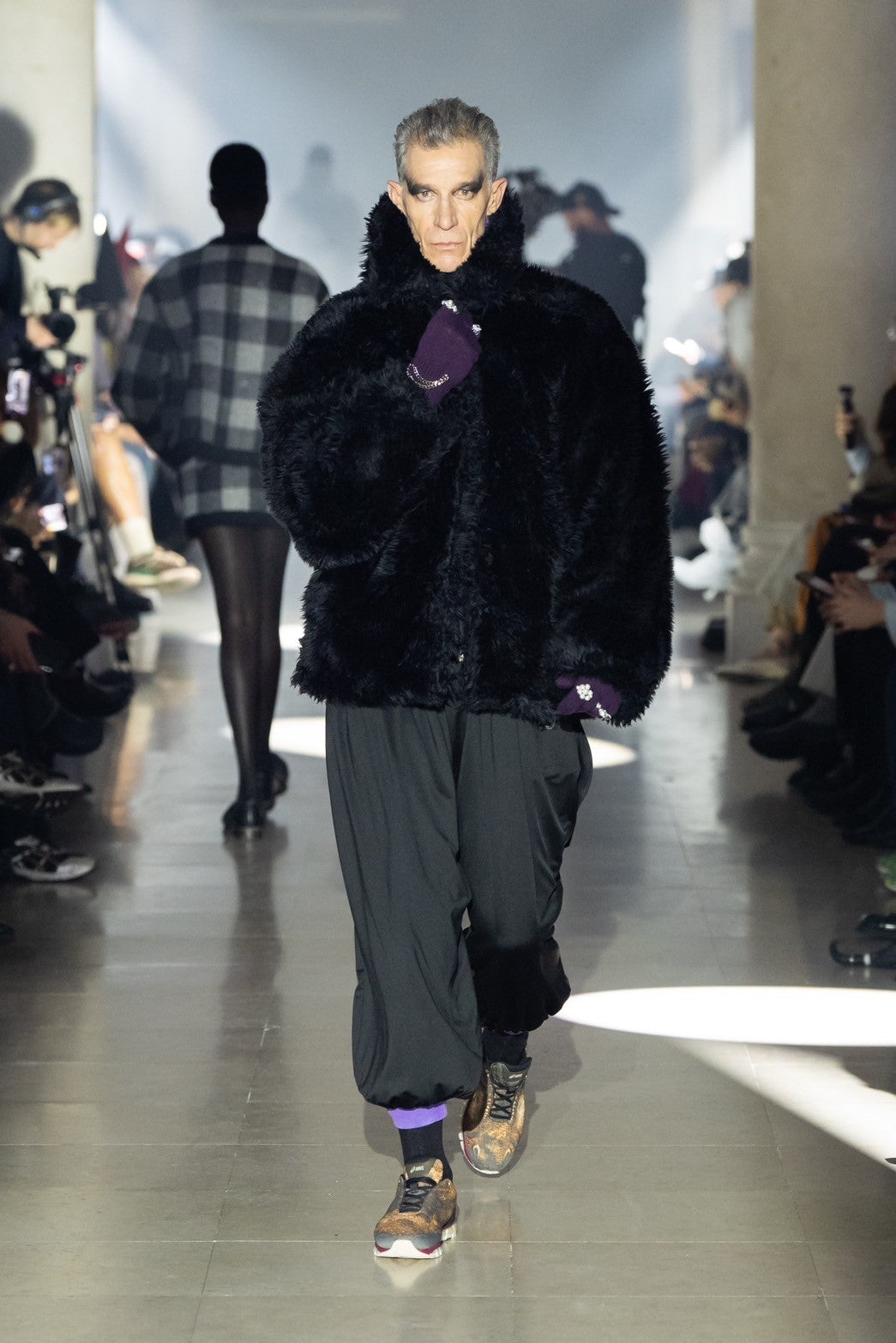 SINISTER MOUTH FAUX FUR JACKET｜BLACK