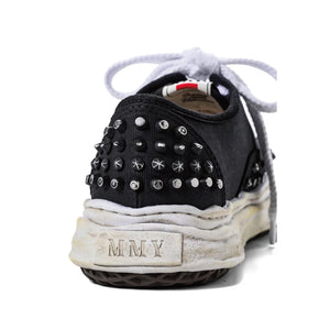 BAKER Original Sole Studded Paint Canvas Low-Top Sneaker ｜Black
