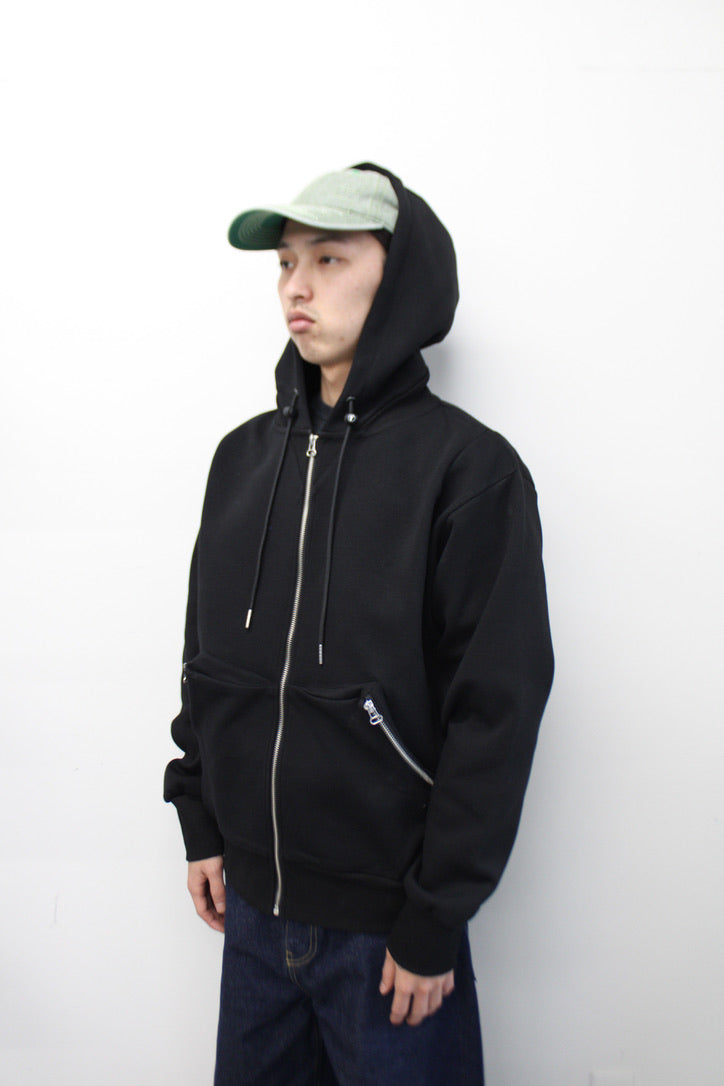 ZIP UP HOODIE XIN｜BLACK