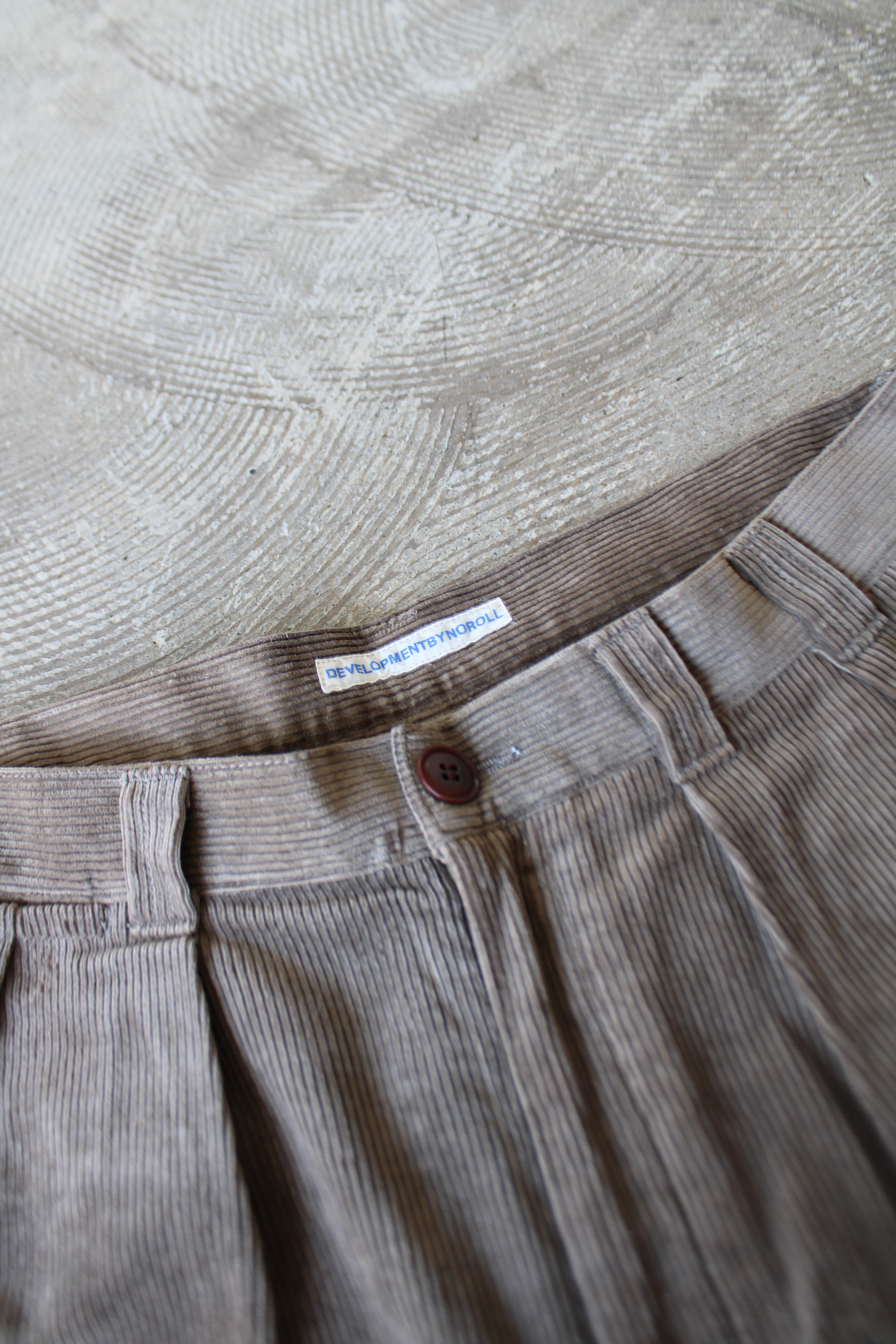 THICKWALK CORDS PANTS｜SMOKE BROWN