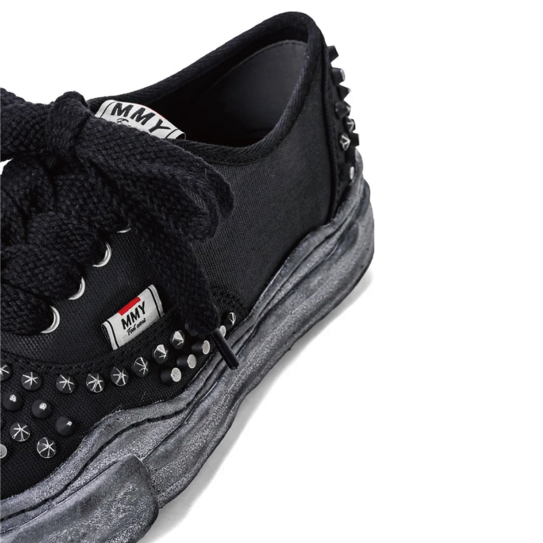 BAKER Original Sole Studded Paint Canvas Low-Top Sneaker ｜Black/ Black