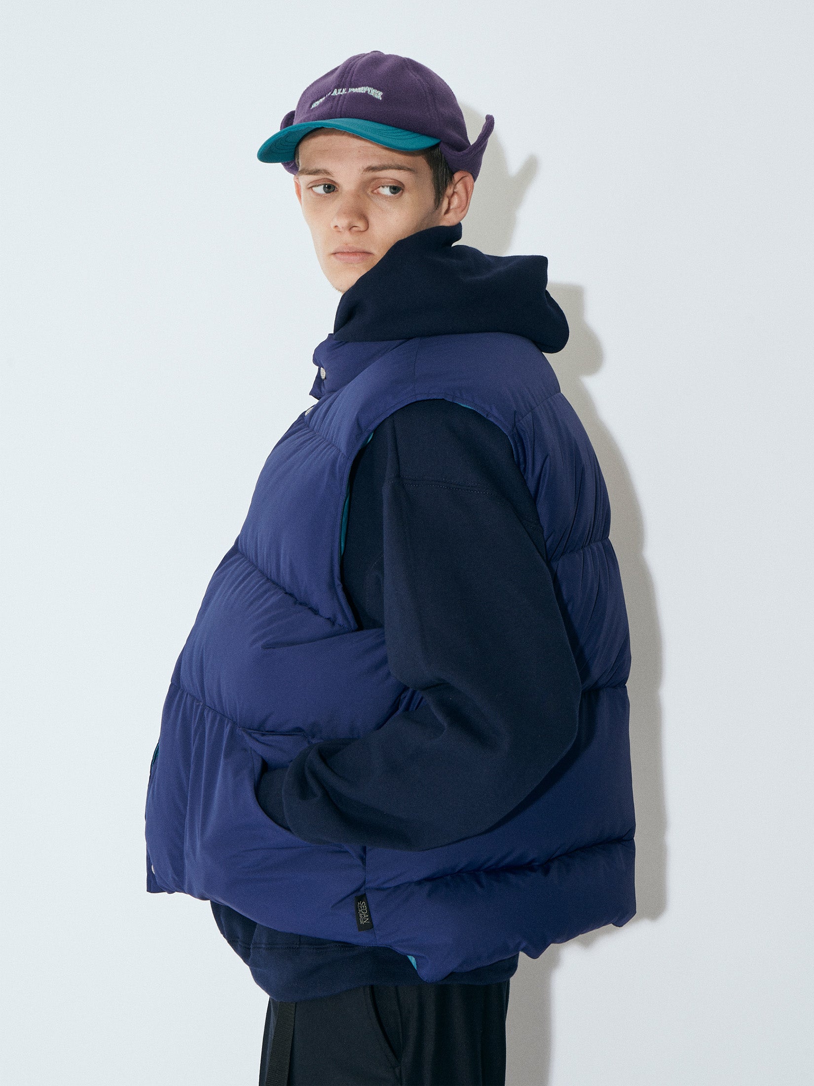 CLASSIC DOWN VEST｜NAVY