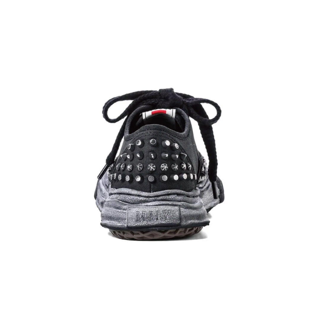 BAKER Original Sole Studded Paint Canvas Low-Top Sneaker ｜Black/ Black