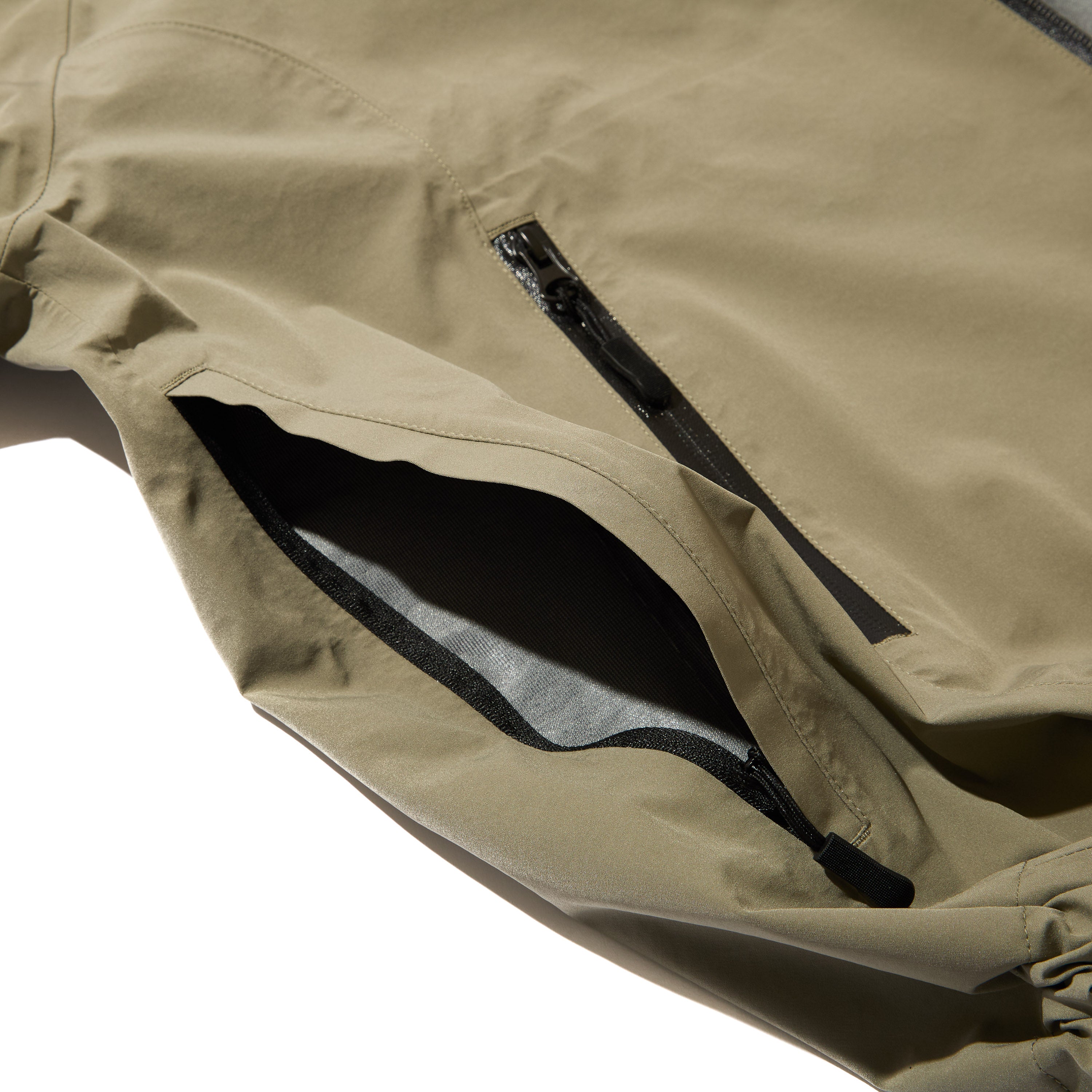 PRAGMATECH PAVEMENT JACKET｜MIST GREEN