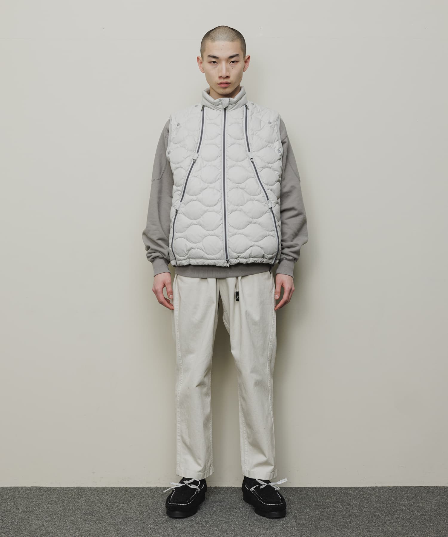 REMOVABLE SLEEVE DOWN JACKET｜STONE