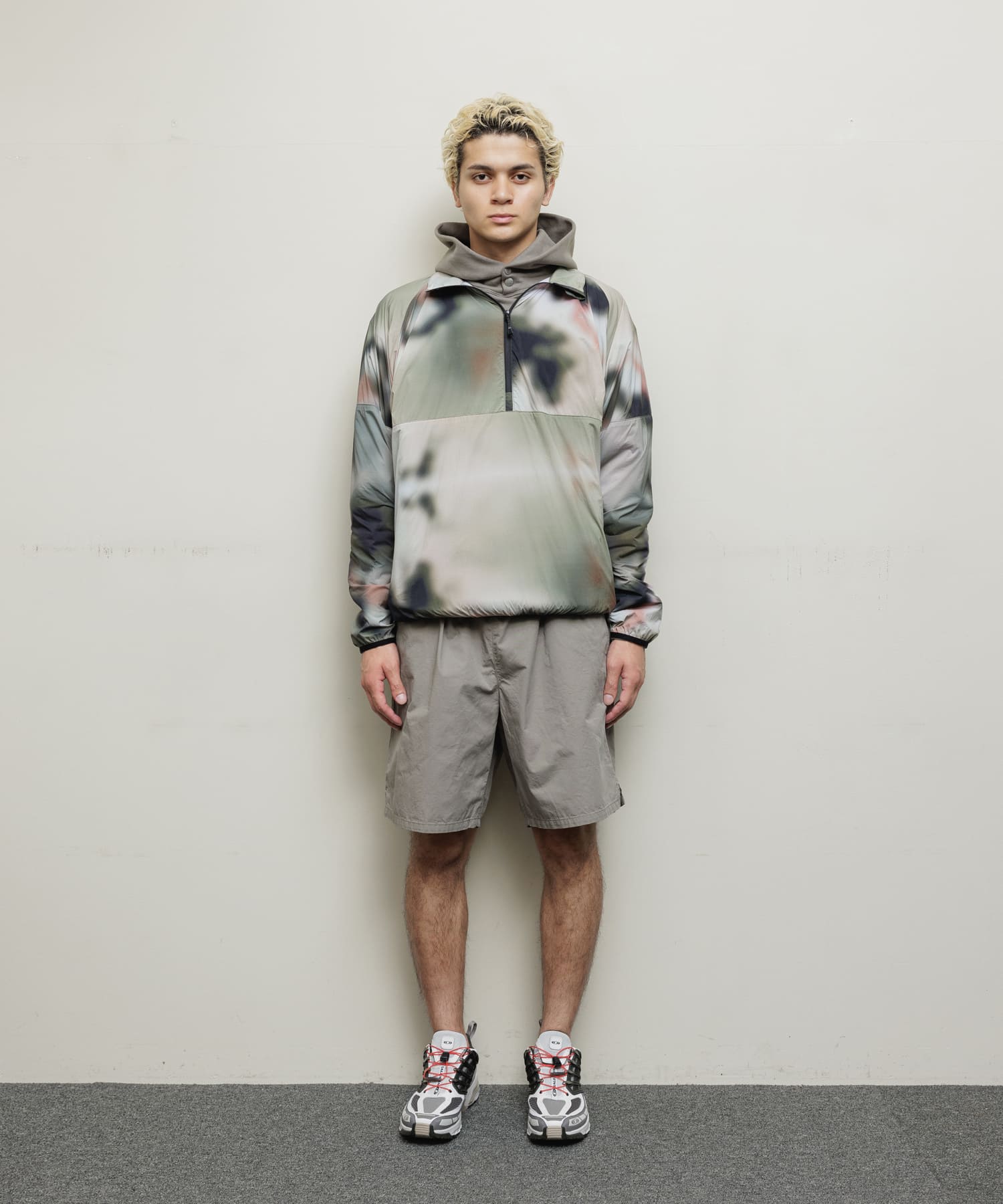 LIGHT WEIGHT WIND SHELL JACKET｜BLUR
