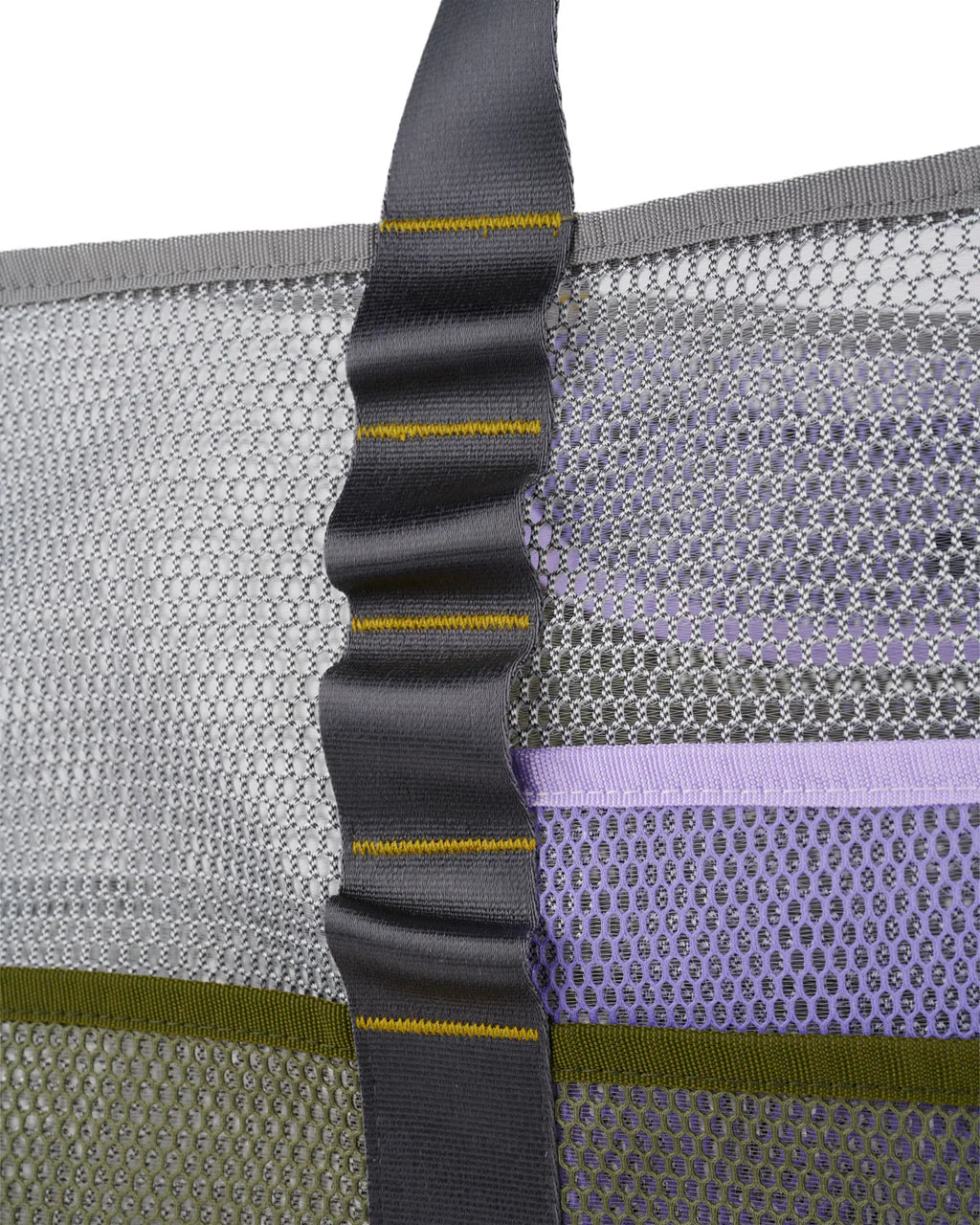 BRAIN DEAD EQUIPMENT MESH TOTE｜WHITE MULTI