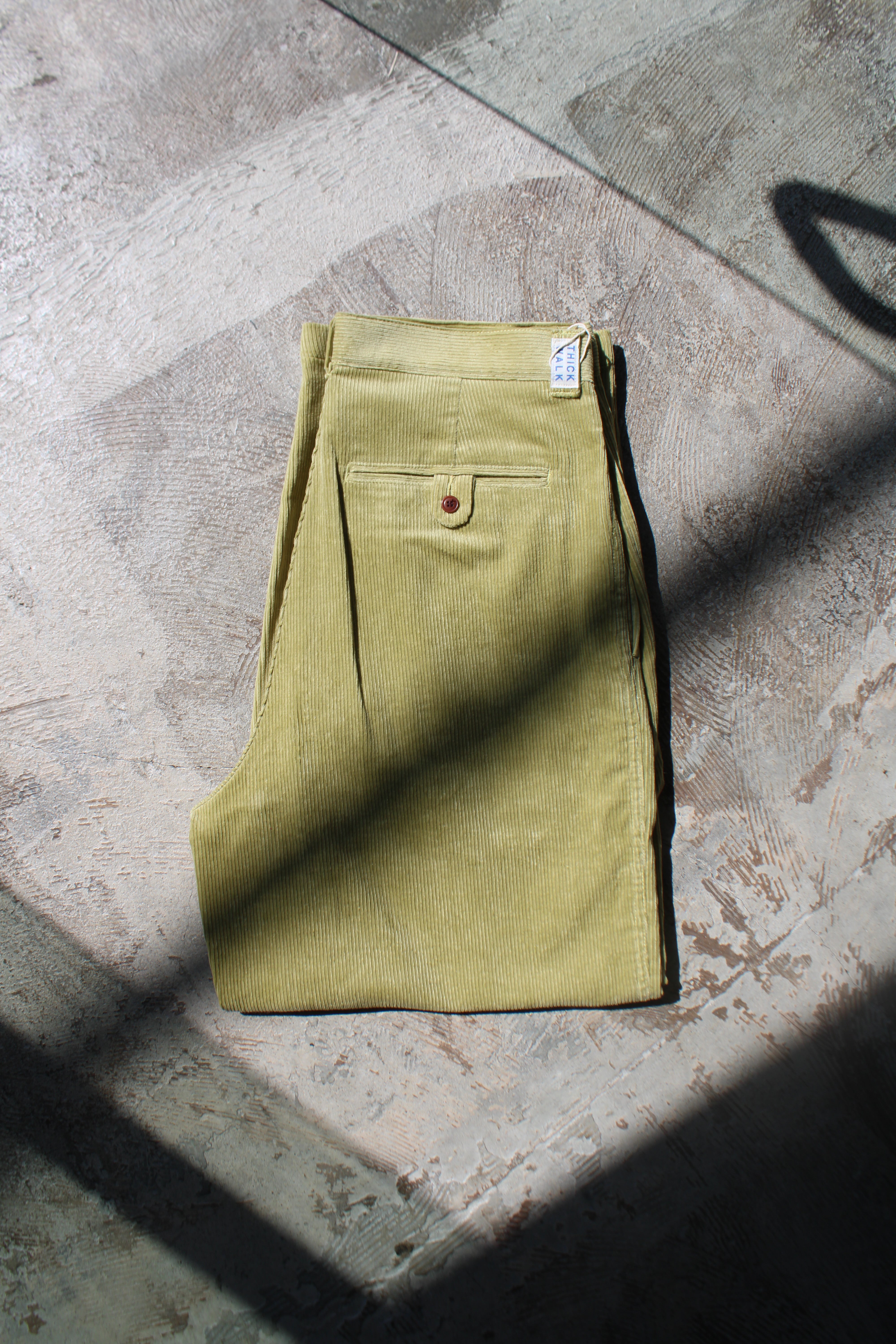 THICKWALK CORDS PANTS｜LIME GREEN