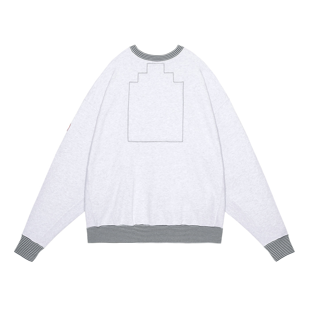 LIPS DISPLAY CREW NECK｜GREY