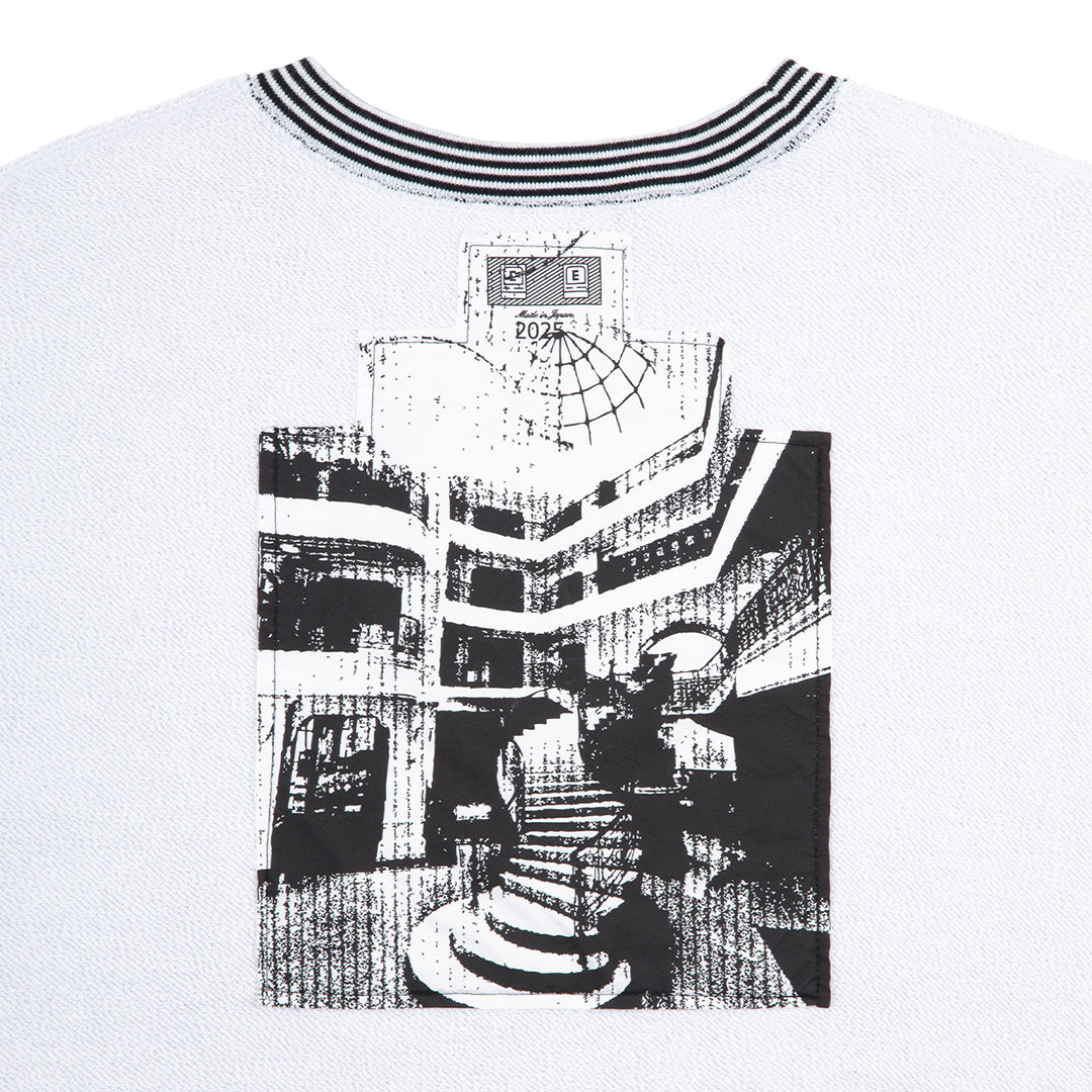 LIPS DISPLAY CREW NECK｜GREY