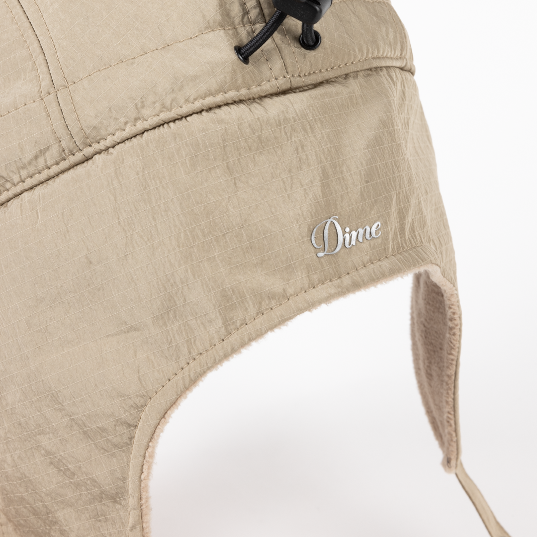 CURSIVE EARFLAP  CAP｜TAN