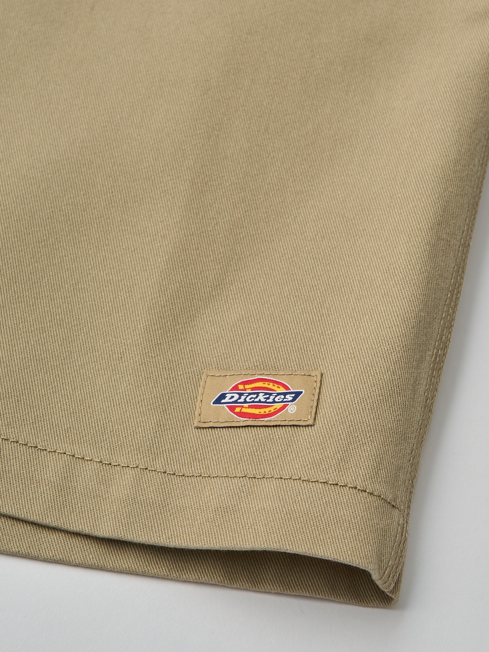 DICKIES® / CARPENTER WIDE SHORTS｜KHAKI