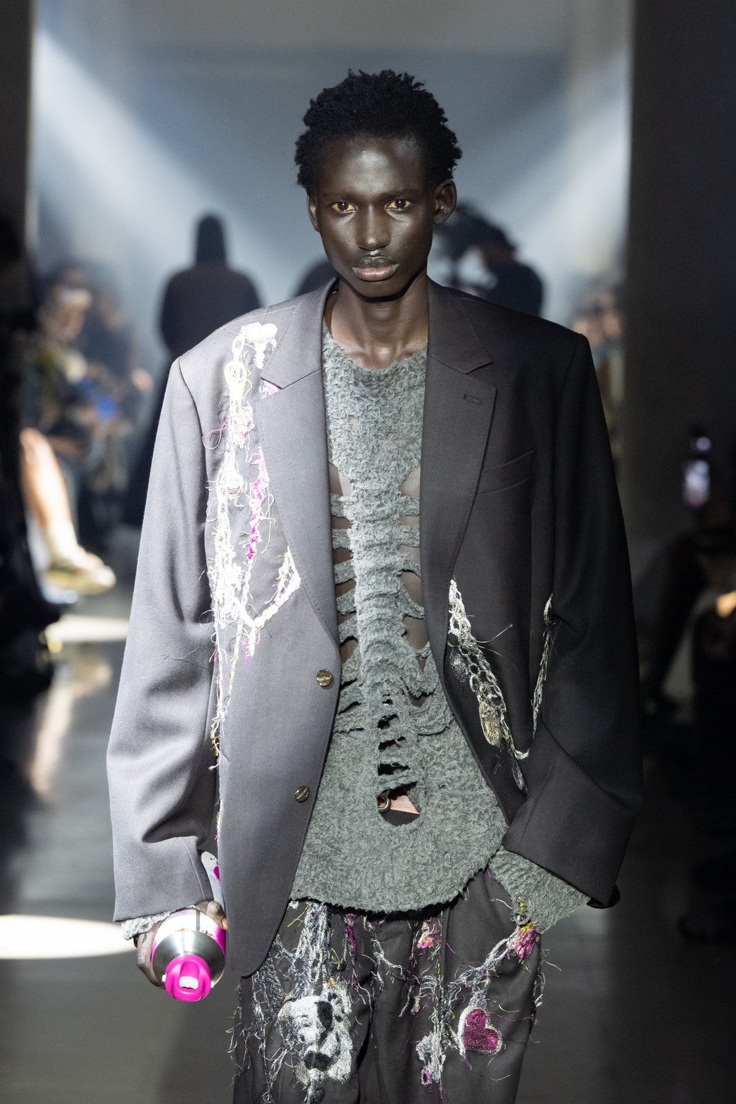 EMBROIDERED CHAIN TAILORED TROUSERS｜CHARCOAL