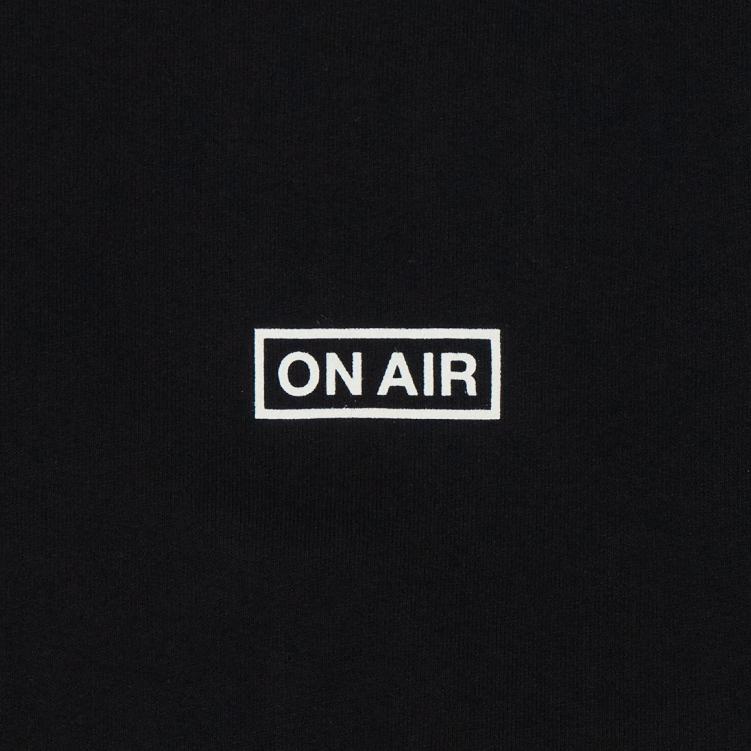 ON AIR BASIC LOGO HEAVYWEIGHT FLEECE CREW｜BLACK
