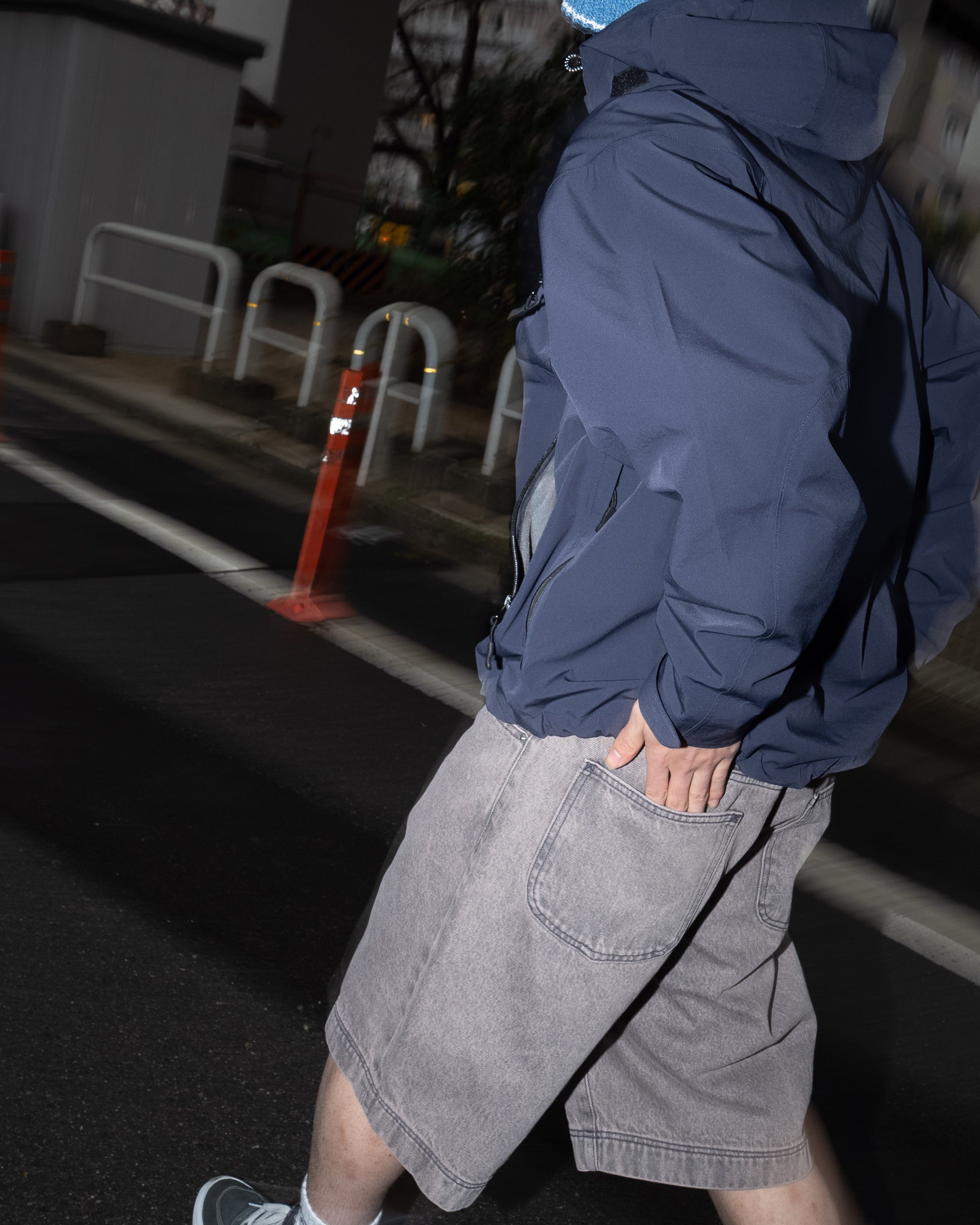 PRAGMATECH PAVEMENT JACKET｜NAVY