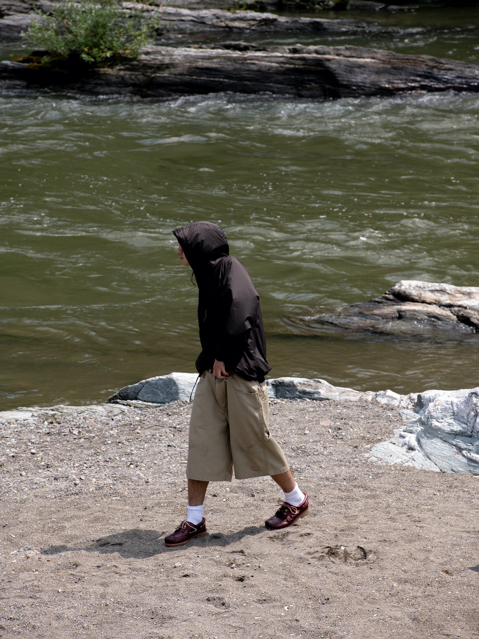DICKIES® / CARPENTER WIDE SHORTS｜KHAKI