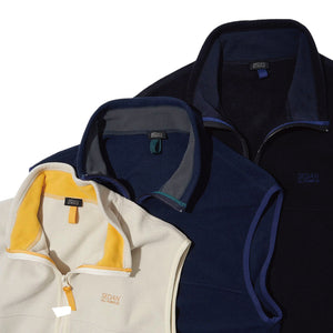 FLEECE FULL ZIP VEST｜BLACK