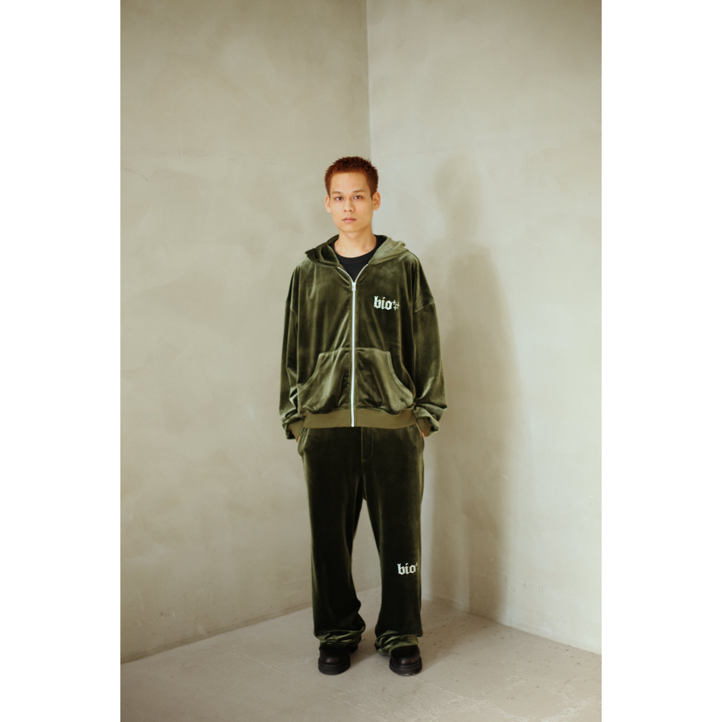 VELOUR TROUSERS｜GREEN