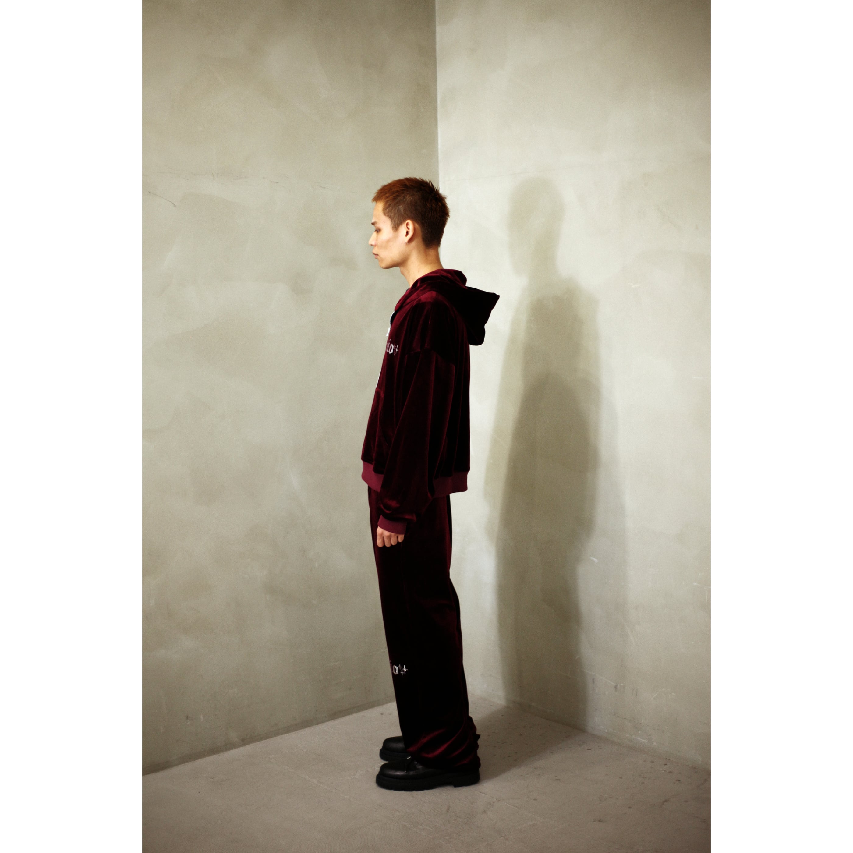 VELOUR TROUSERS｜BORDEAUX