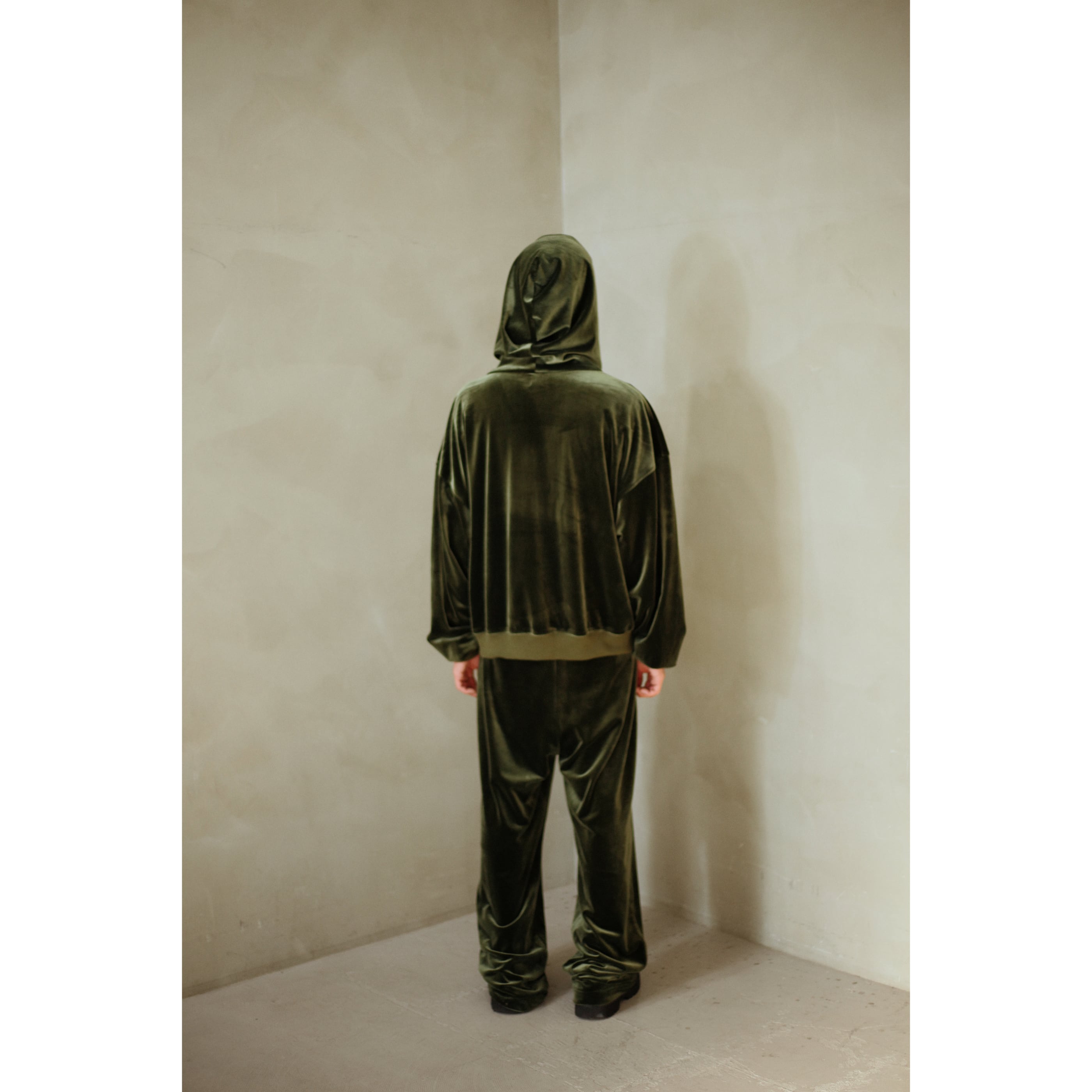 VELOUR TROUSERS｜GREEN