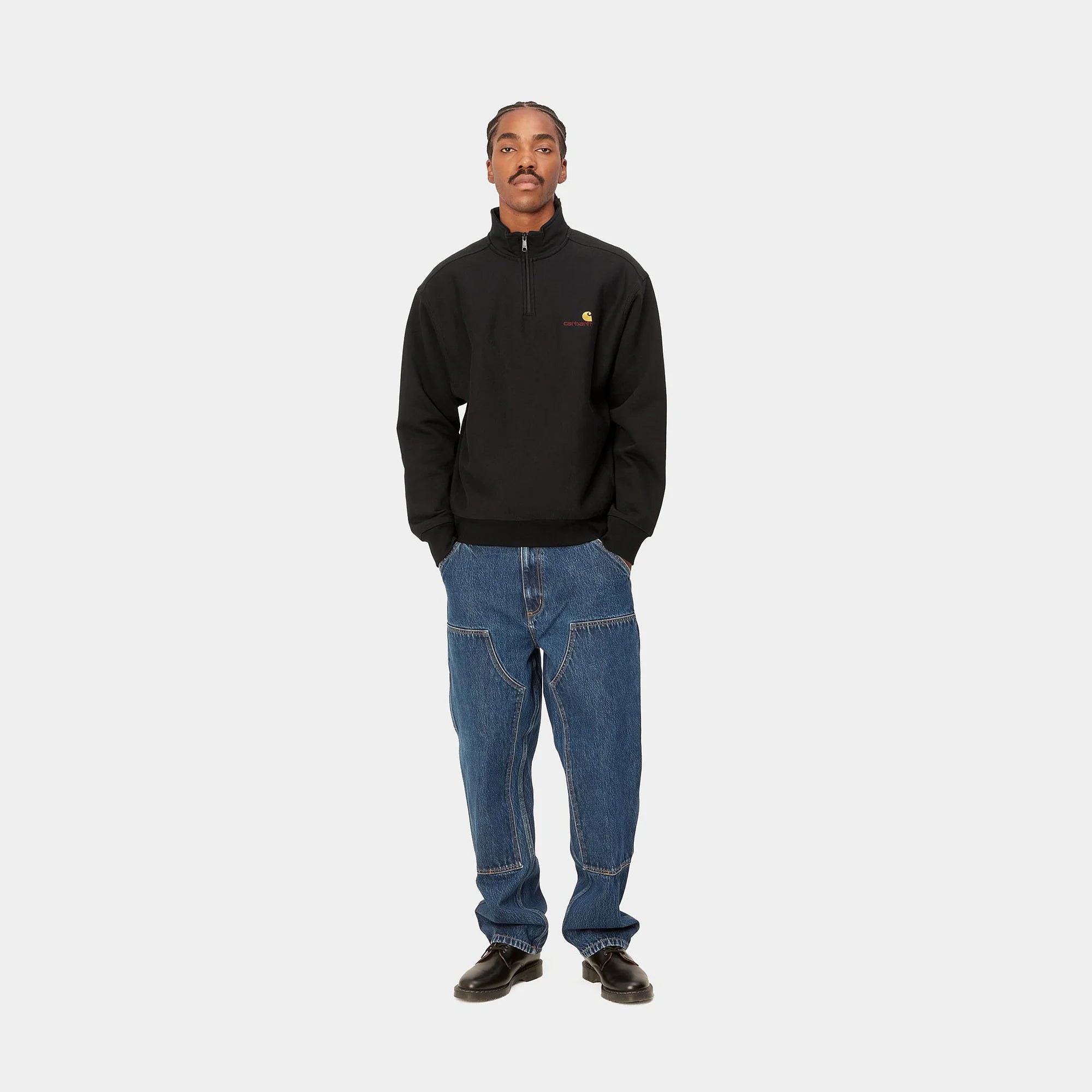 HALF ZIP AMERICAN SCRIPT SWEATSHIRT｜BLACK