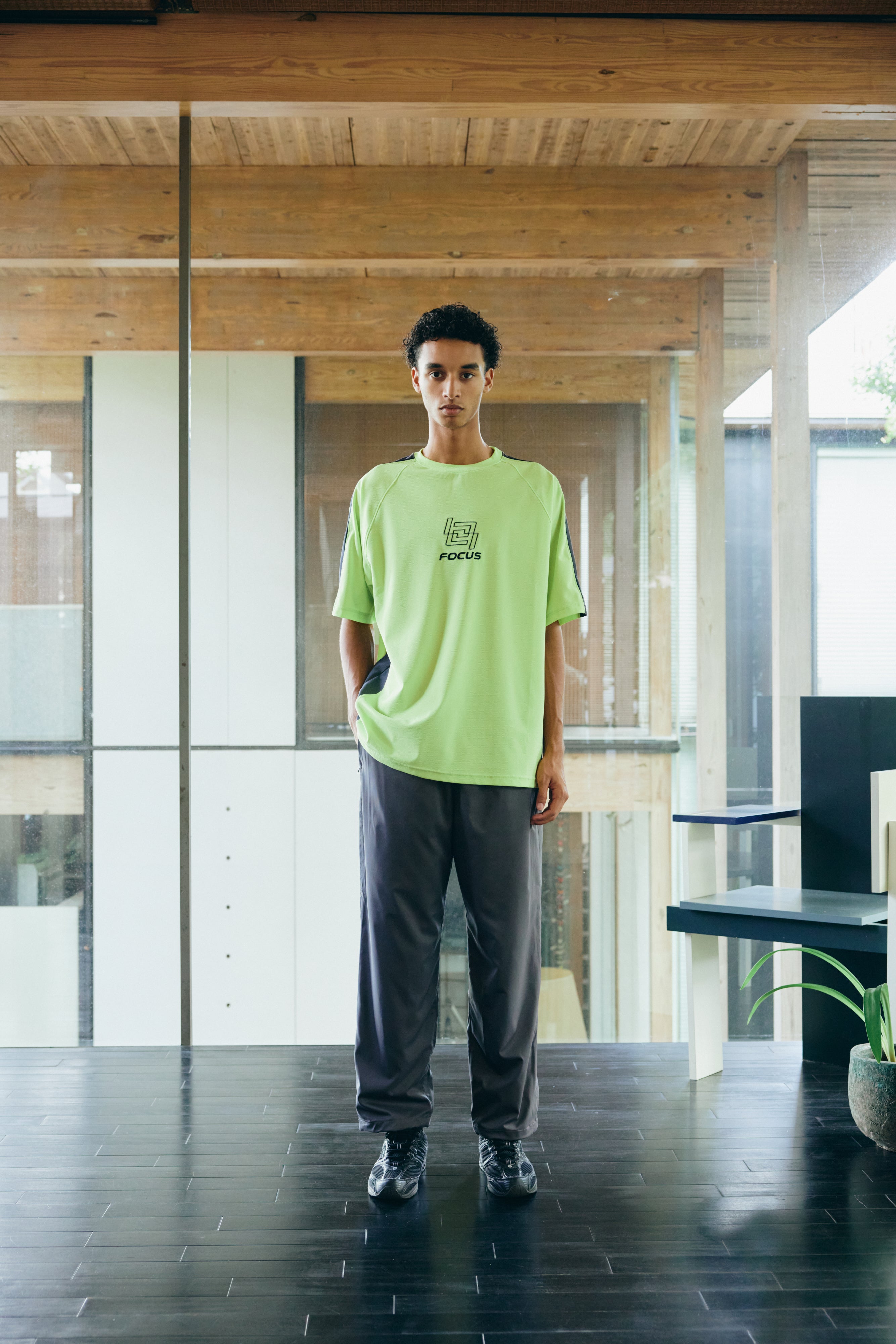 SHIFT THE FOCUS MESH TEE｜LIME YELLOW