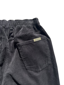STRAIGHT CORDS SLACKS｜CHARCOAL